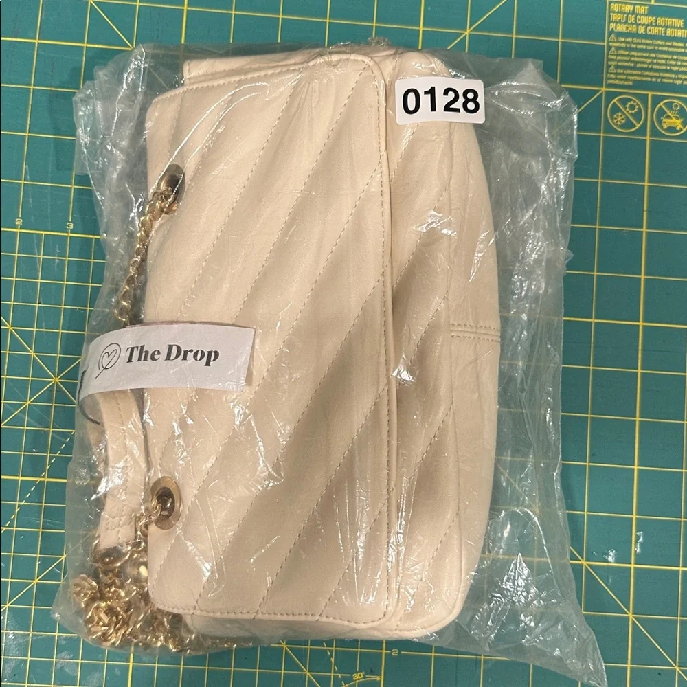 NWT - The Drop Women's Koko Chain Strap Flap Bag One Size, Bone - Picture 15 of 15